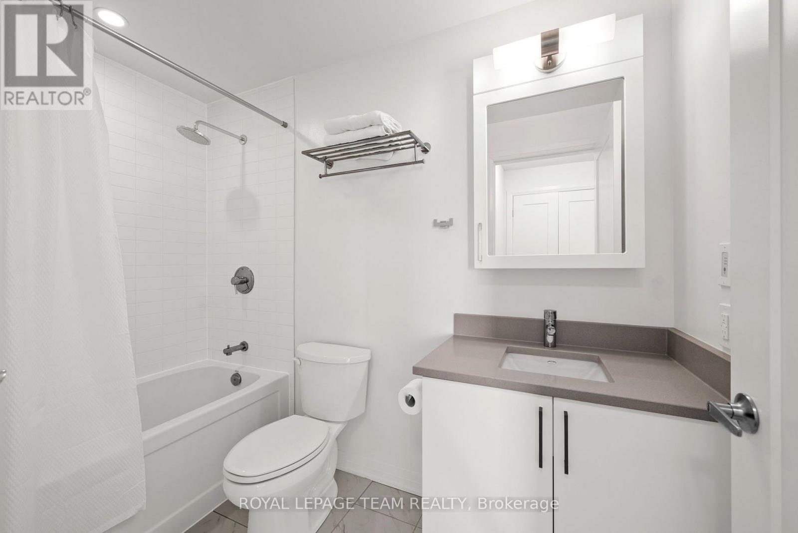 2 Bed, 2 Bath Apartment for Rent in Ottawa – 906 – 805 CARLING AVENUE, Ottawa – MLS# X13549942 - Image 25