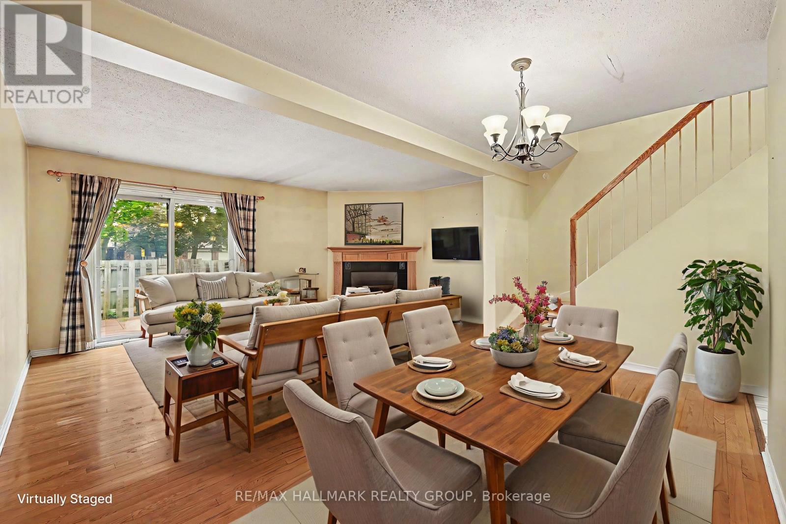 277 PICKFORD DRIVE - 4