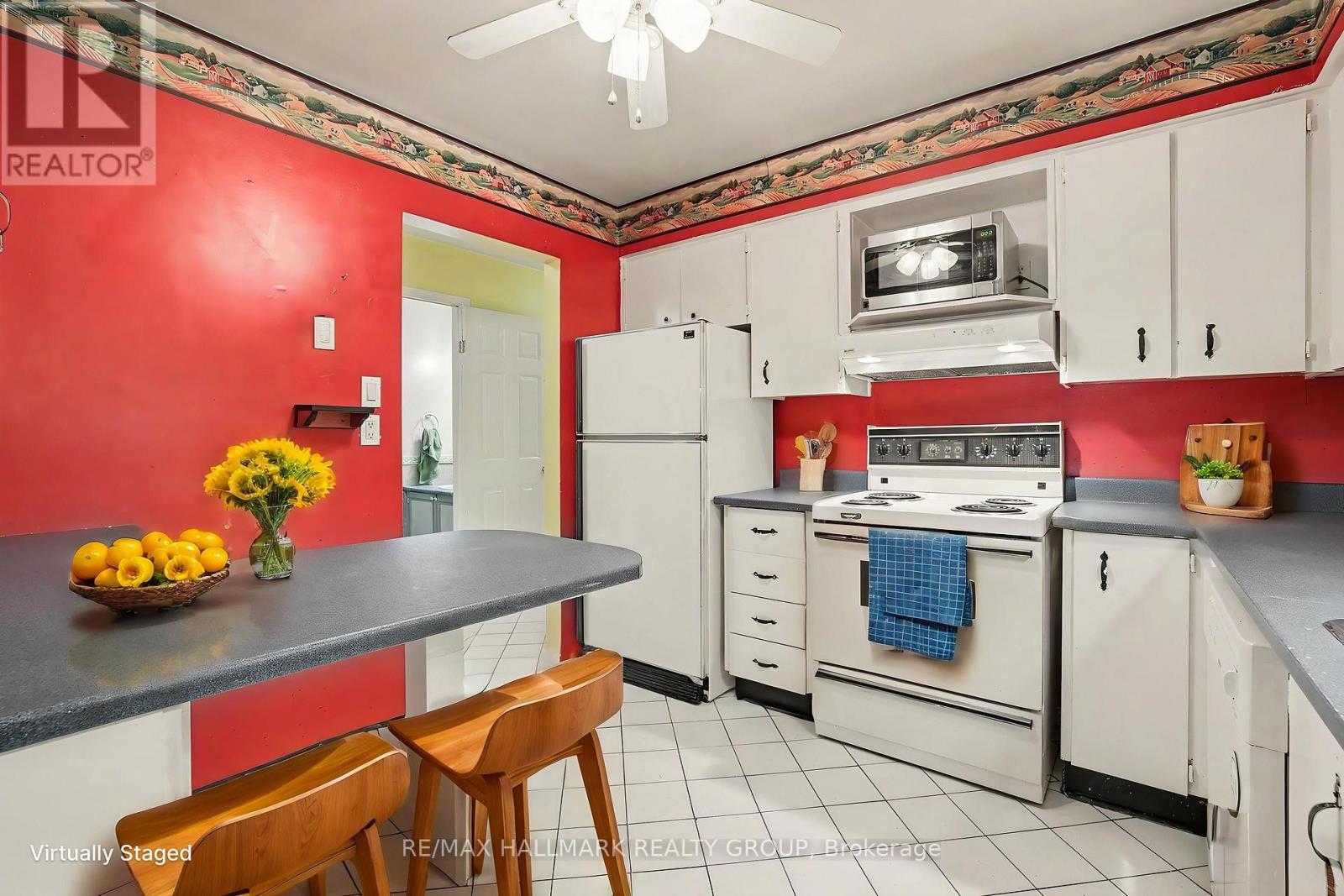 277 PICKFORD DRIVE - 6