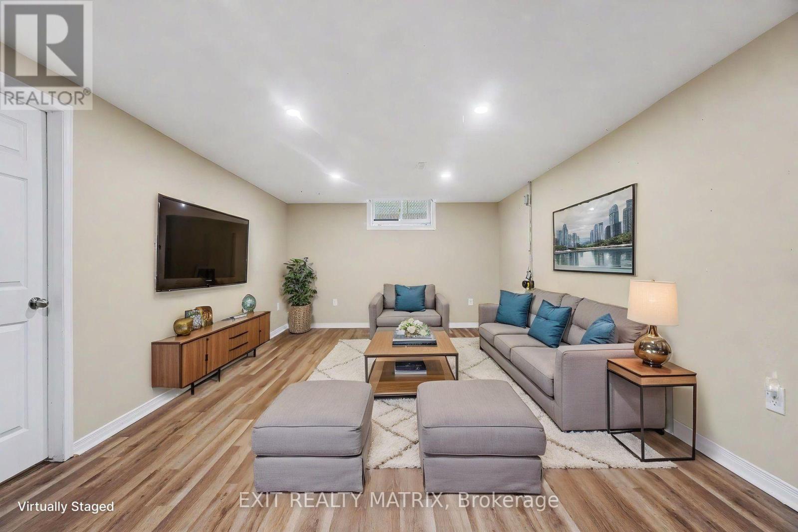 30 BARTLEY CRESCENT - 23