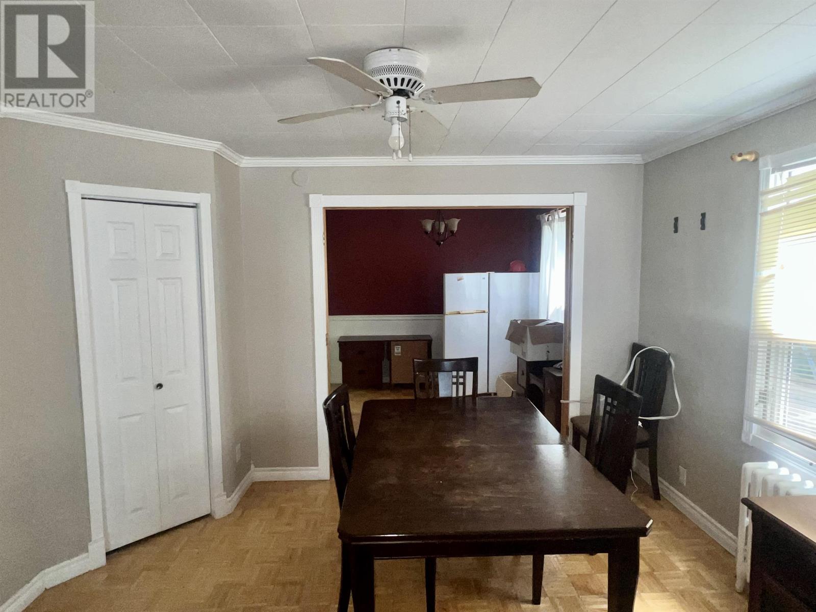 213-215 Gorrie ST - 13