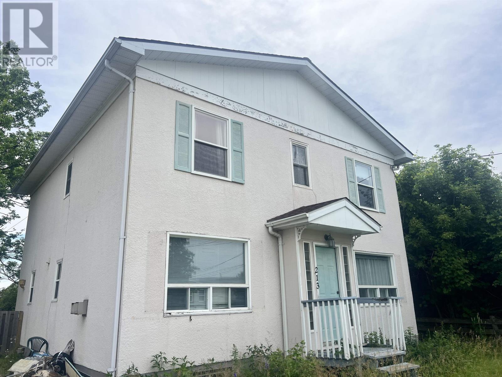 213-215 Gorrie ST - 2