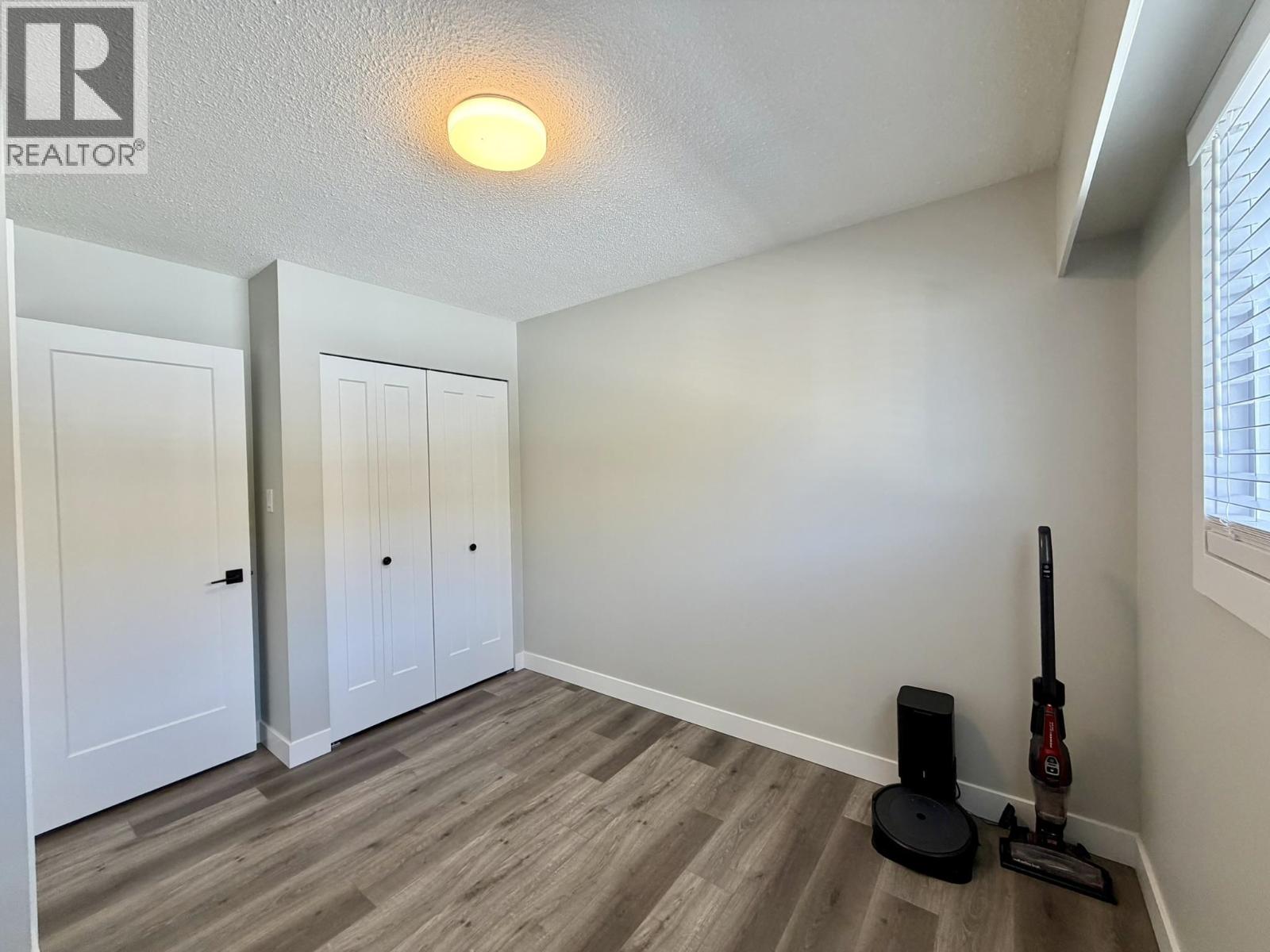 5901 HORSE LAKE ROAD - 15