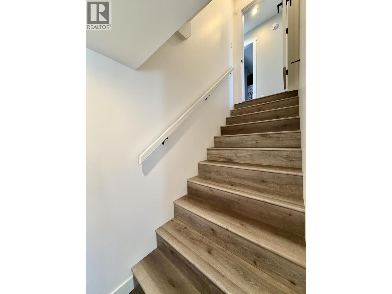 5901 HORSE LAKE ROAD - 16