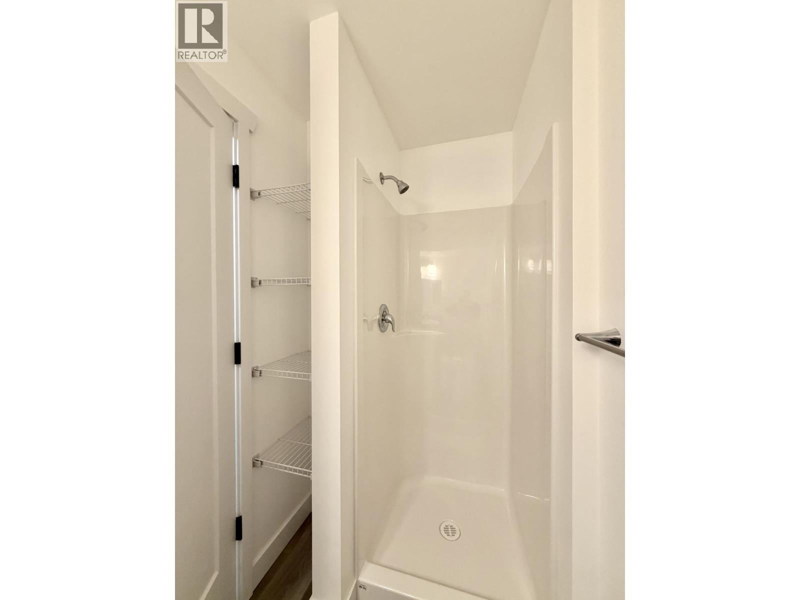 5901 HORSE LAKE ROAD - 22