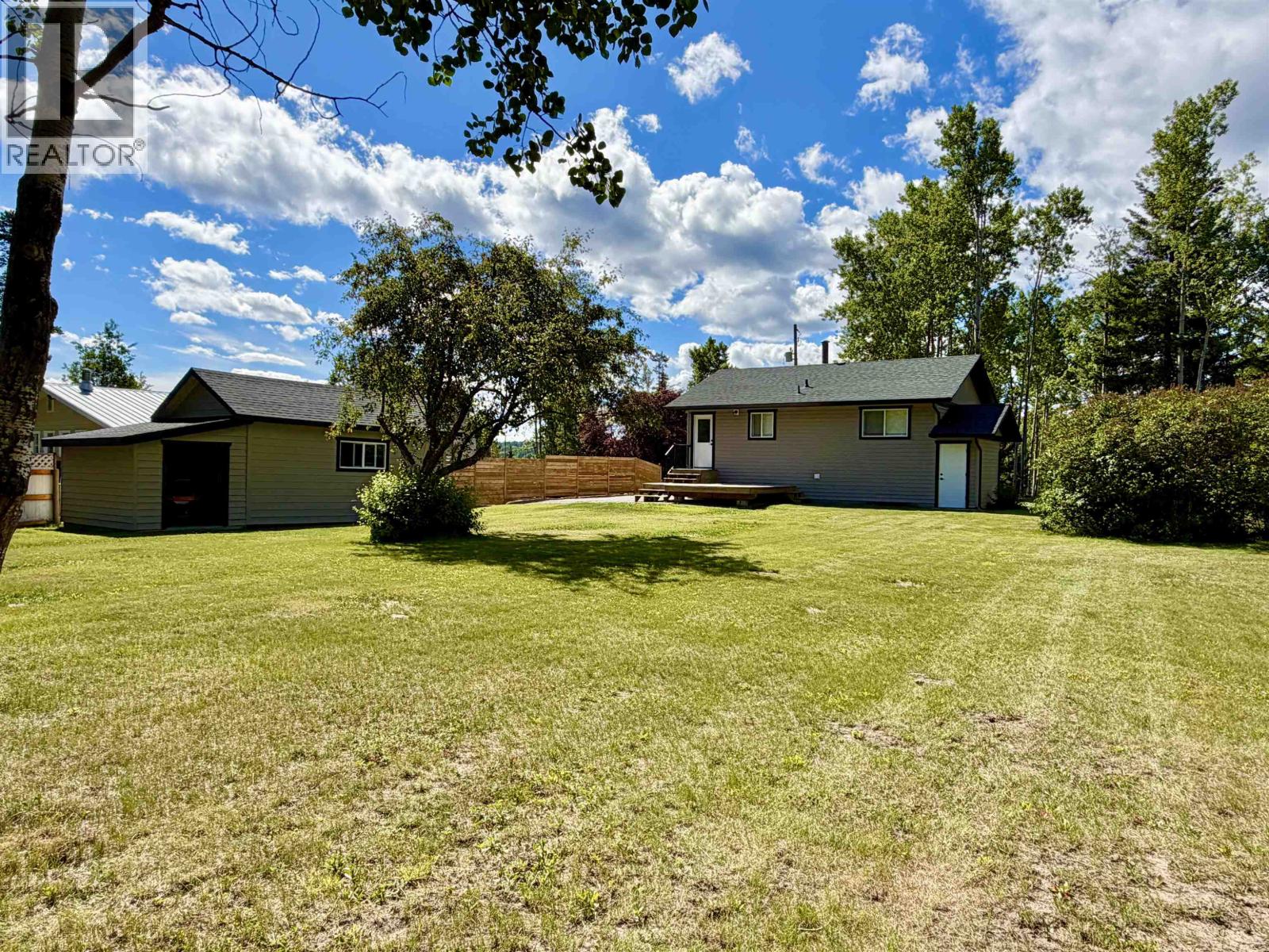 5901 HORSE LAKE ROAD - 3