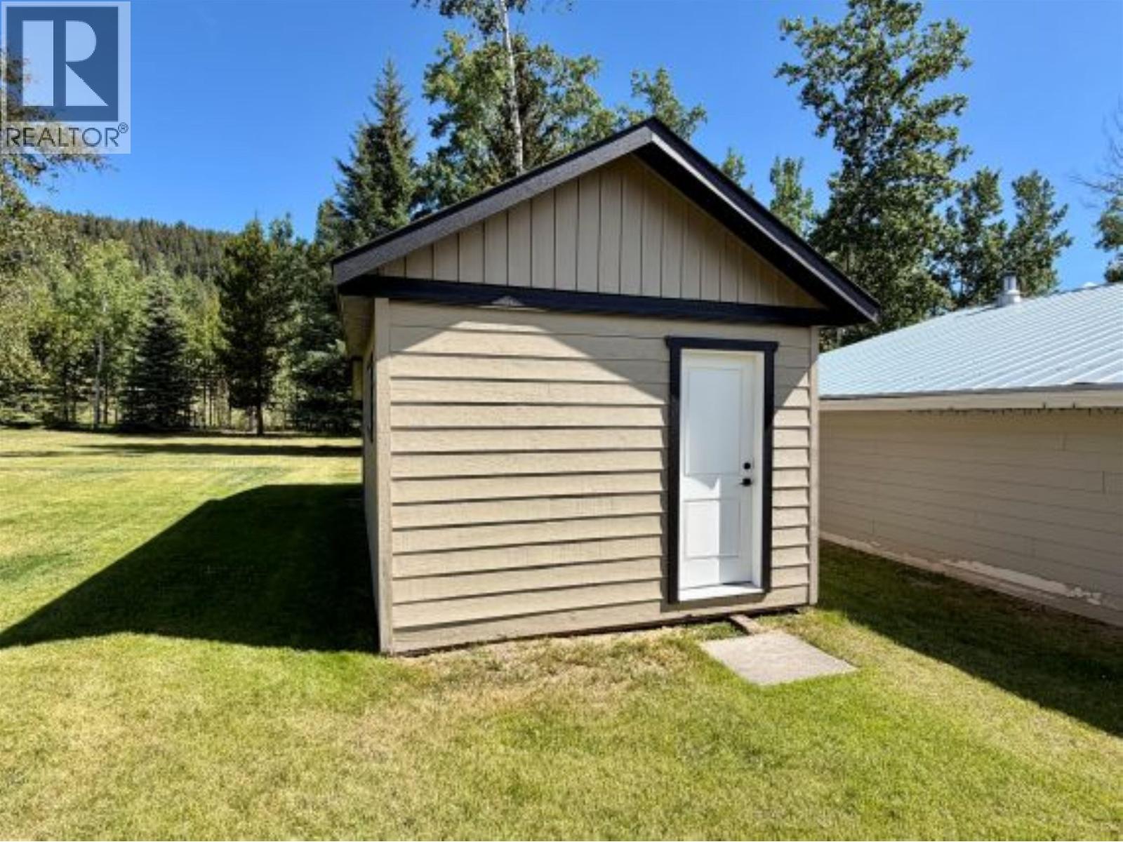 5901 HORSE LAKE ROAD - 36