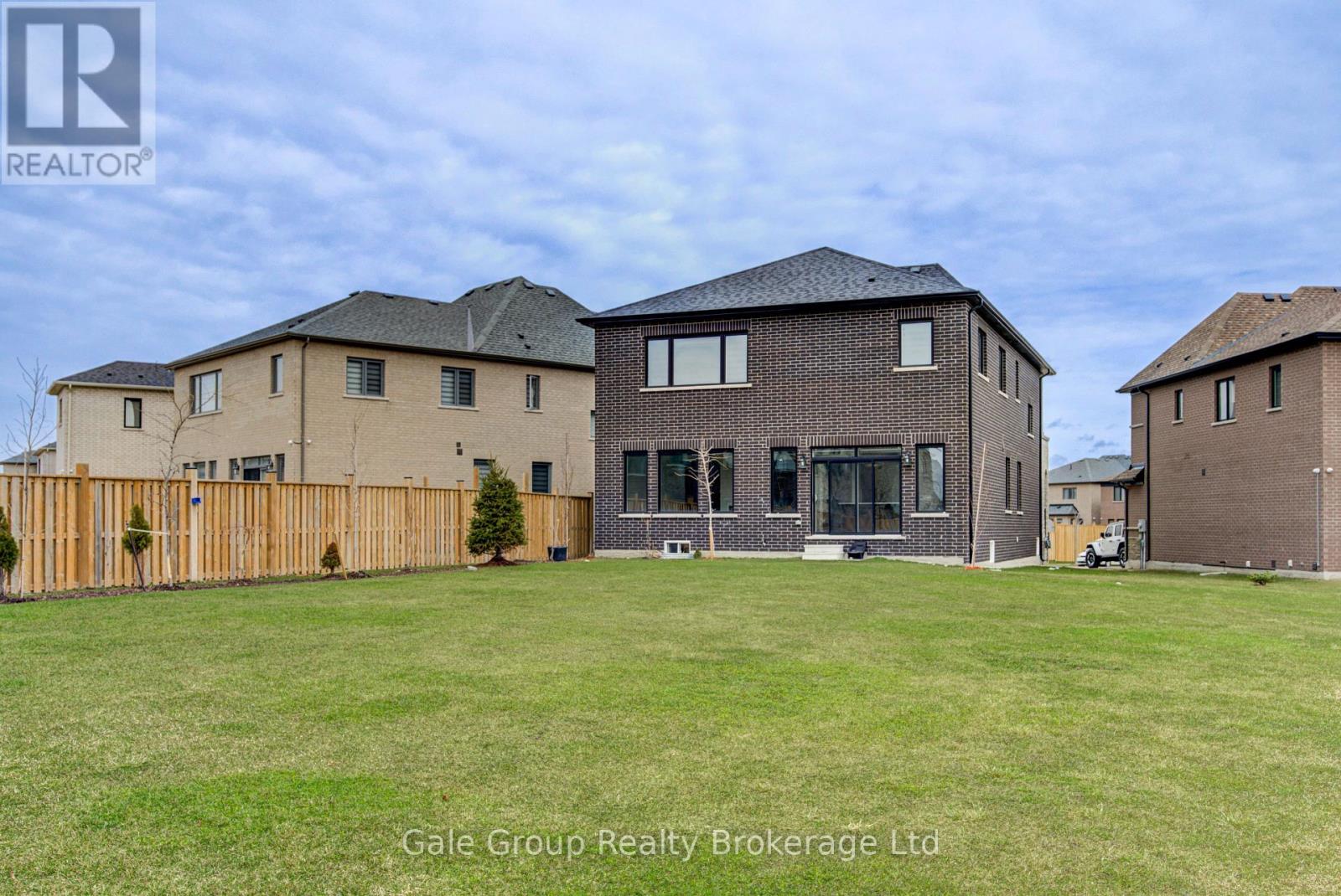 125 PRINCE CHARLES CRESCENT - 42
