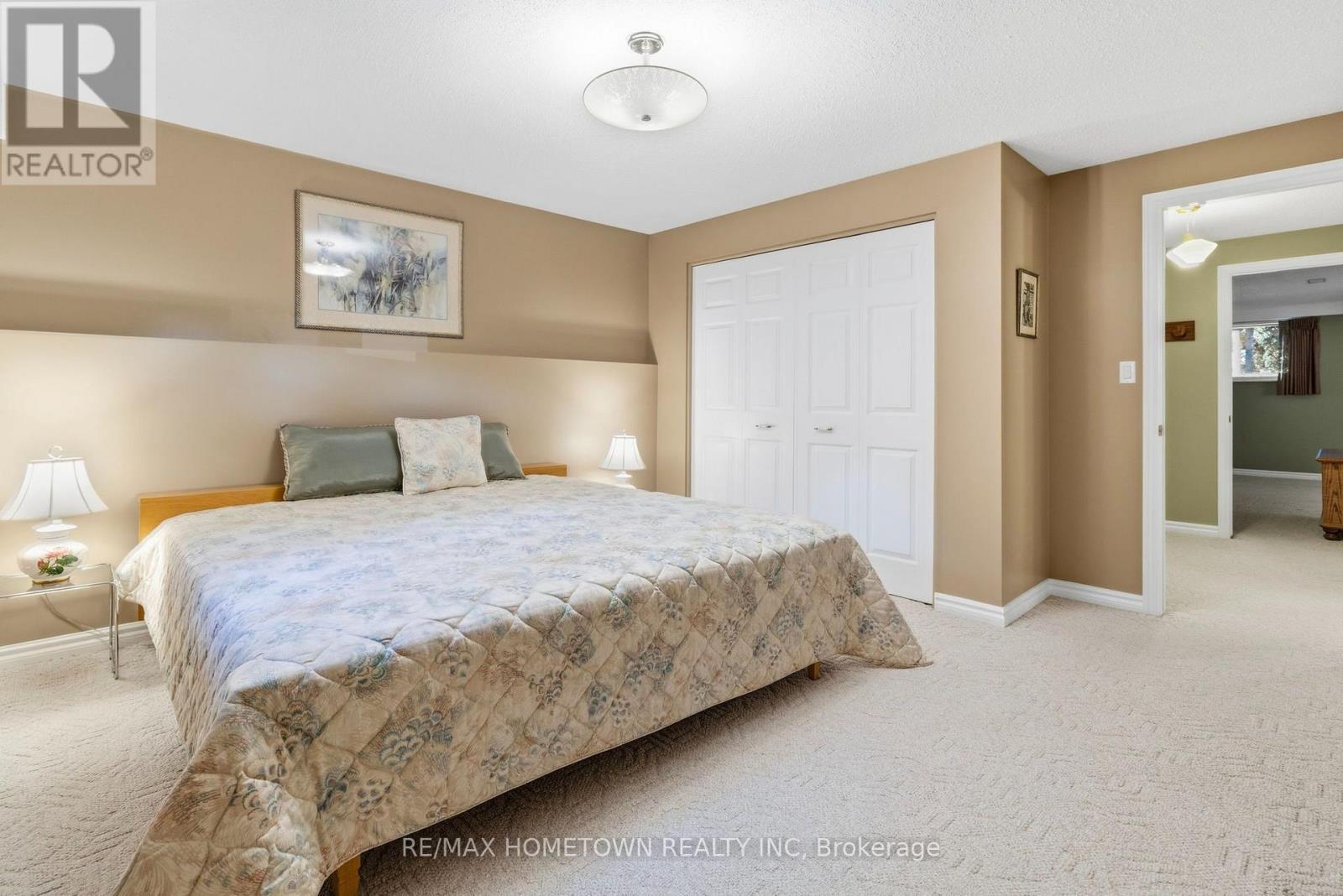 1 MEIKLE DRIVE - 26
