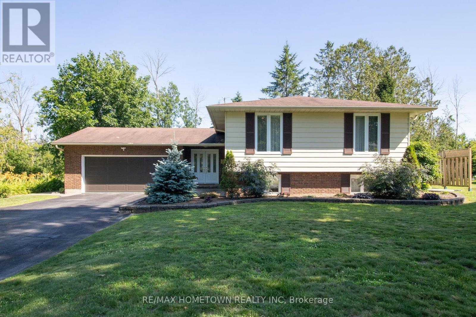 1 MEIKLE DRIVE - 3