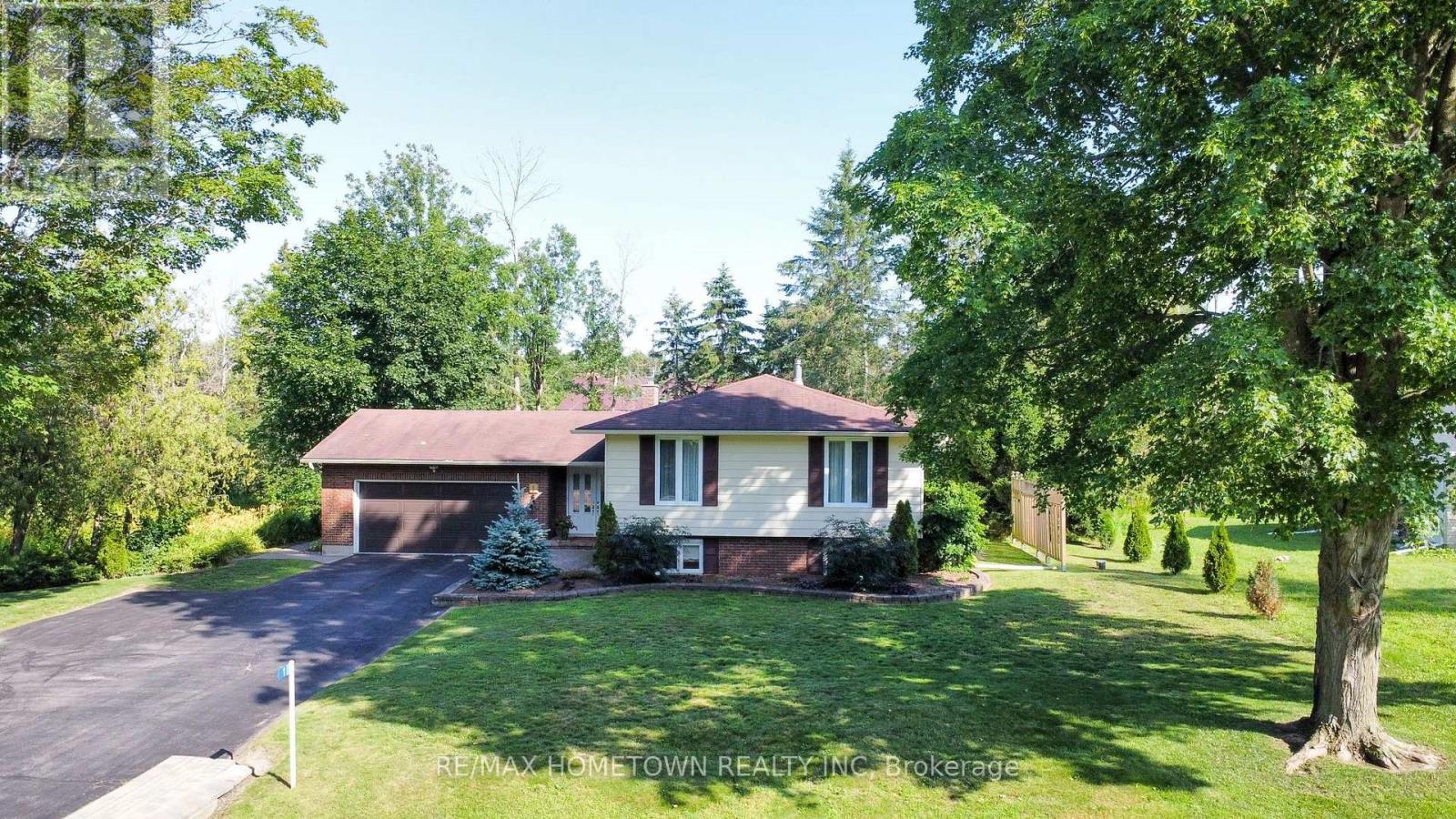 1 MEIKLE DRIVE - 32