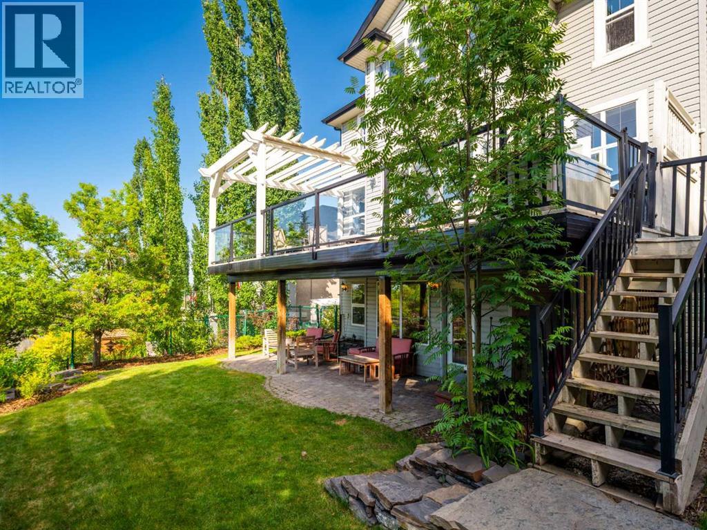 124 Valley Creek Crescent NW — photo 44
