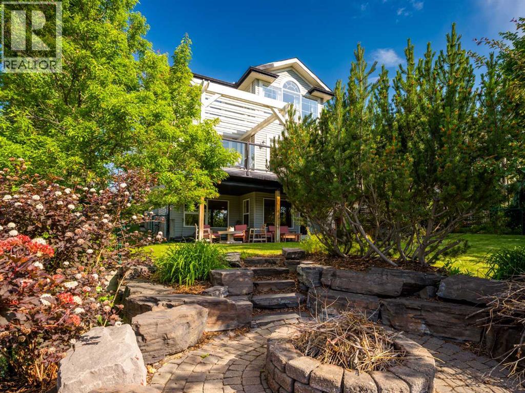 124 Valley Creek Crescent NW — photo 46