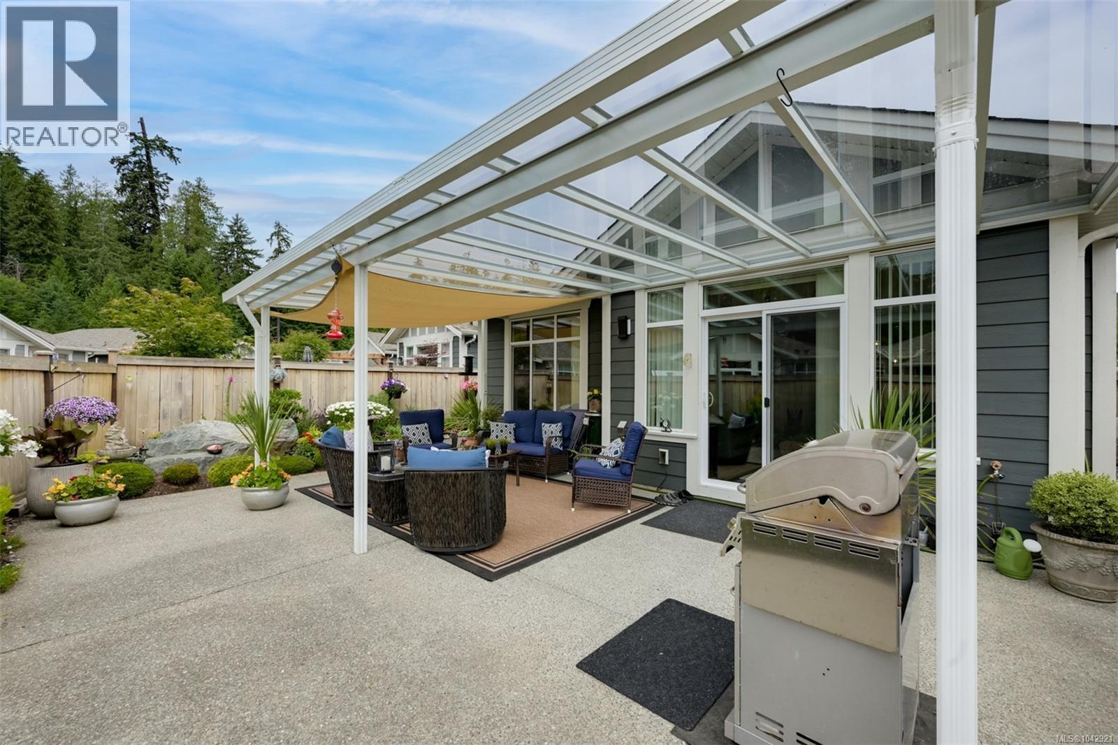 2316 Magnolia Lane - 2