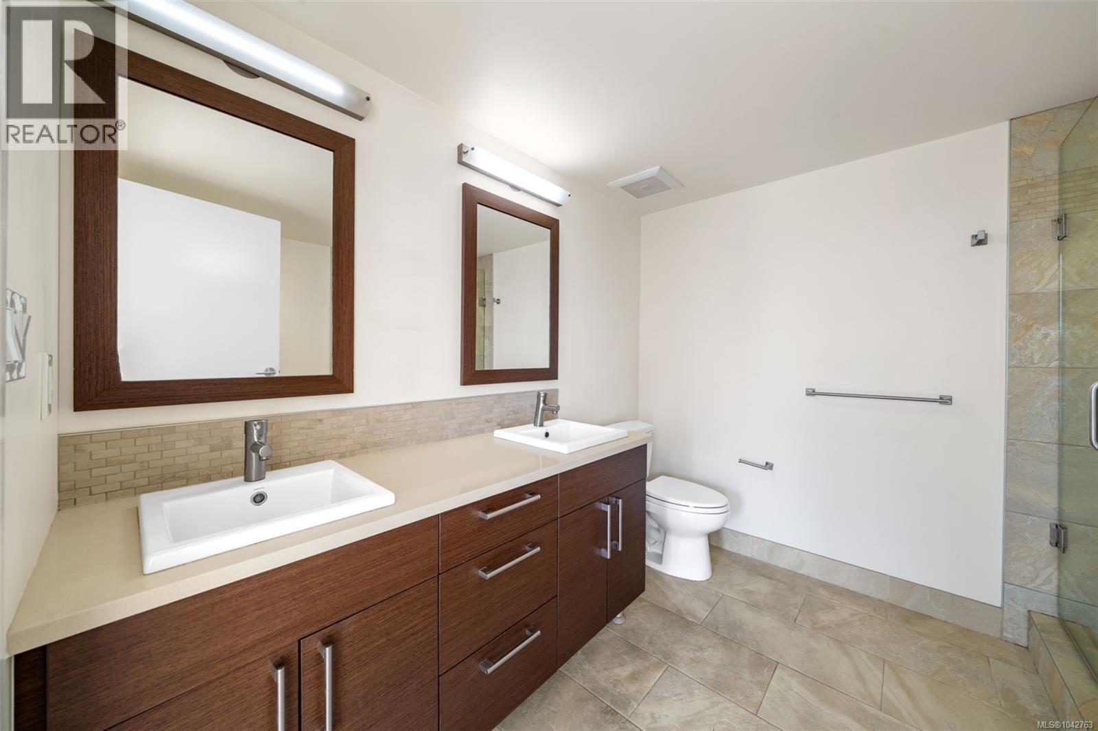 #3 2830 Irma St - 23