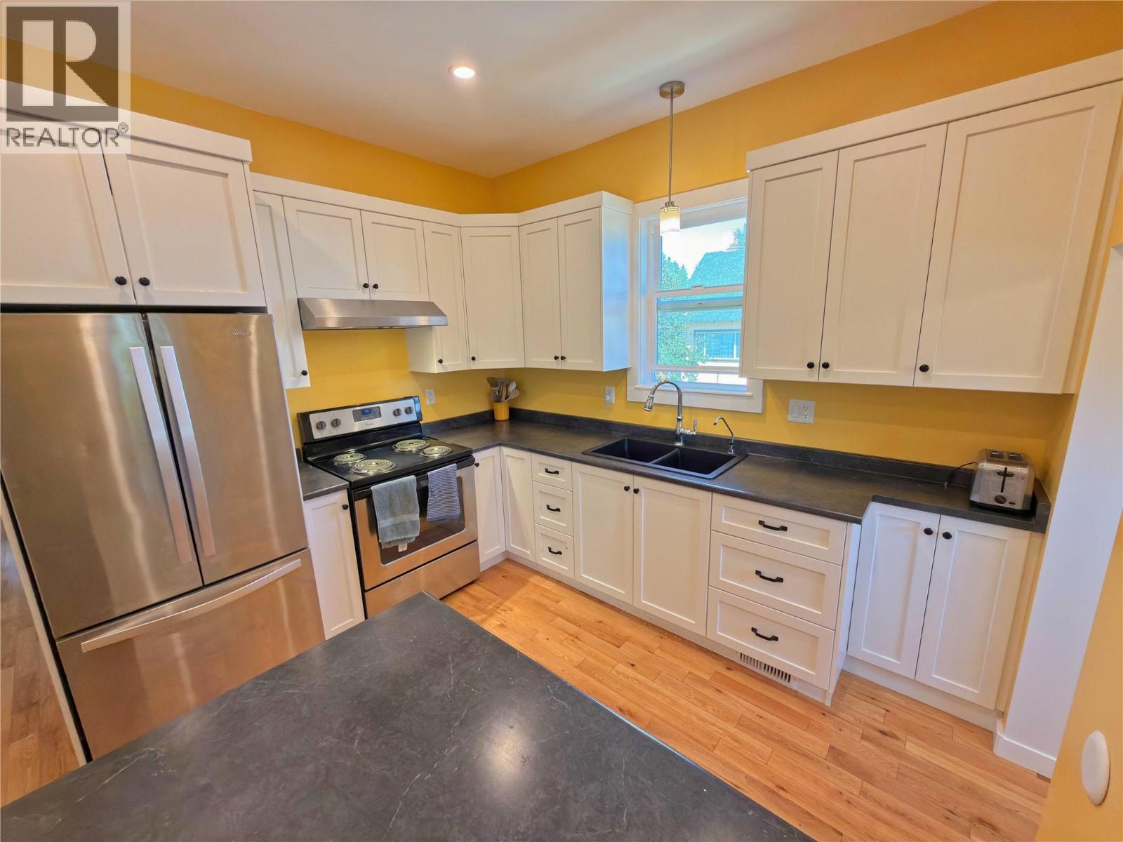54 BILLITER Avenue - 16