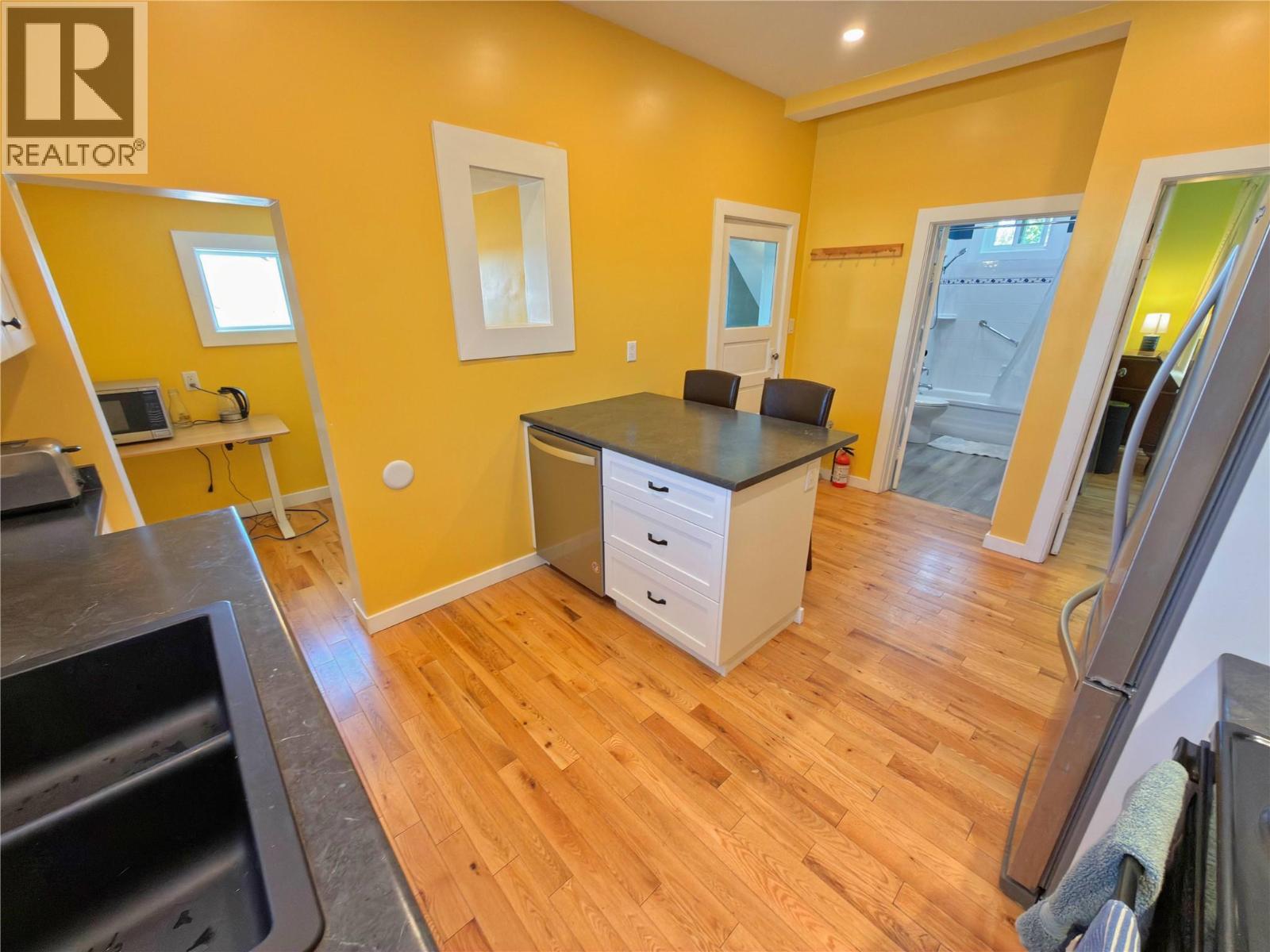 54 BILLITER Avenue, Princeton