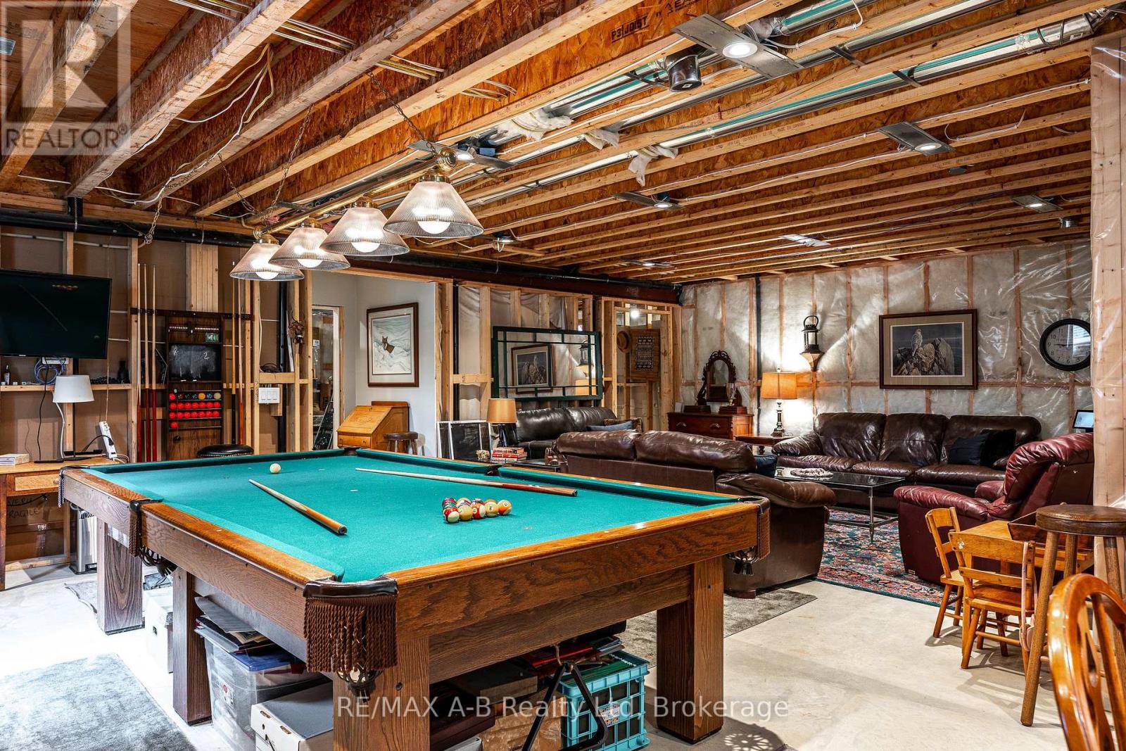 281 MANK STREET - Image 30