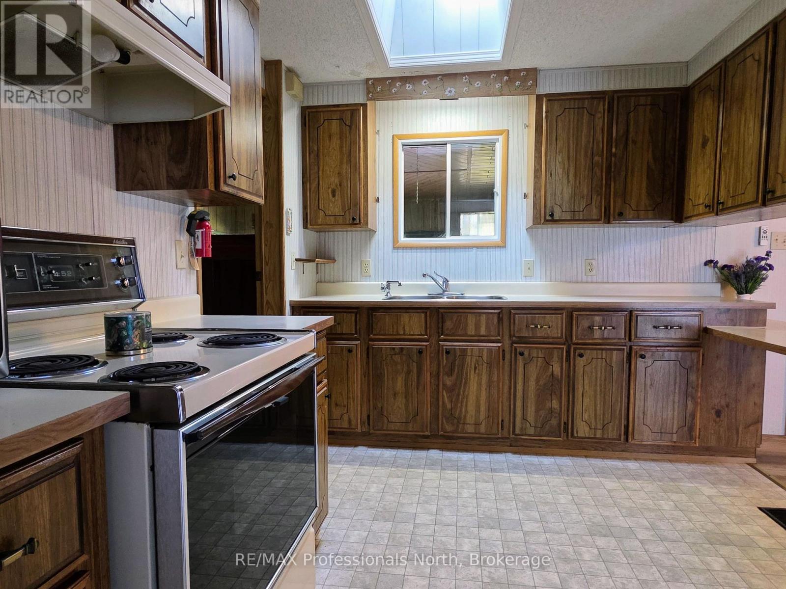1024 LUTTERWORTH PINES ROAD - 15