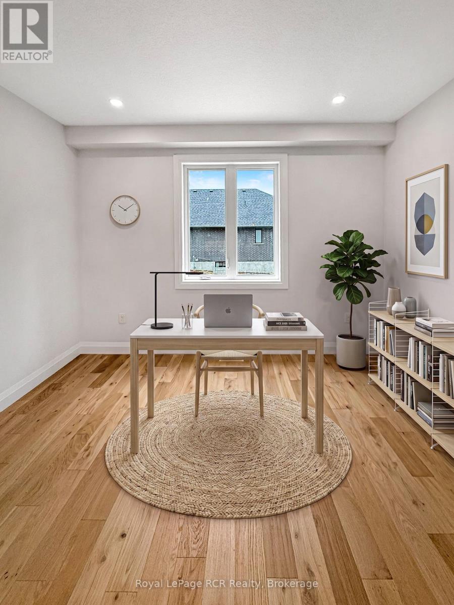 71 COLWILL COURT - 4