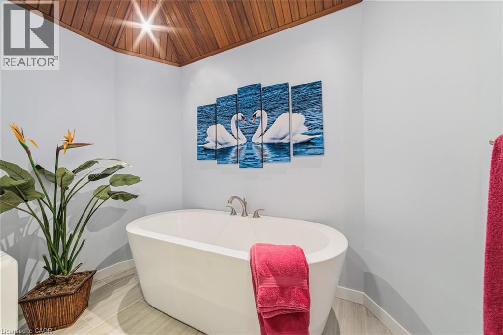 295 BRANT Road - 24
