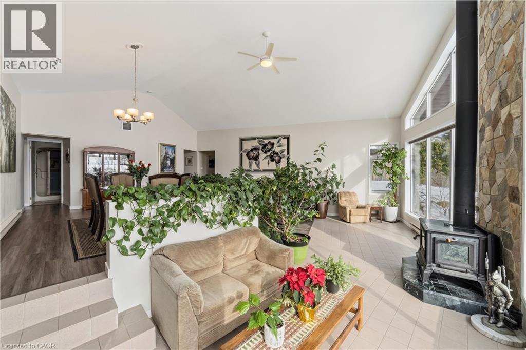 295 BRANT Road - 6