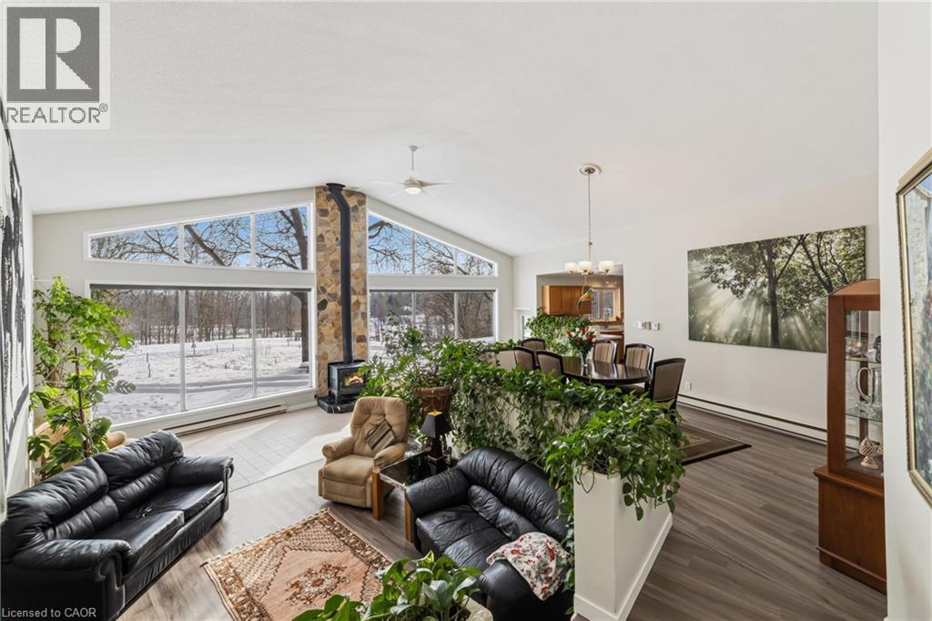 295 BRANT Road - 4