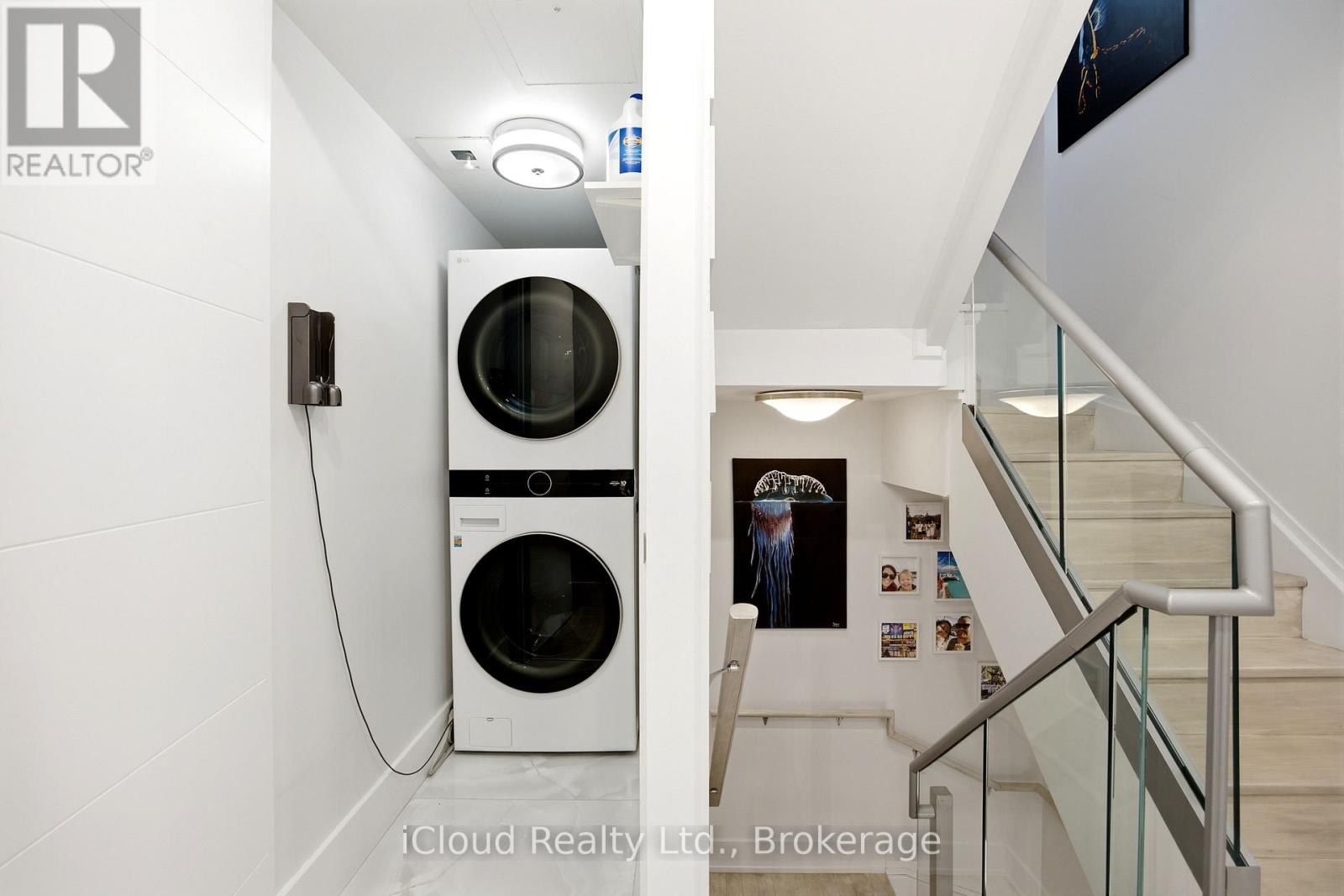 #PH16 650 SHEPPARD AVENUE E - 30