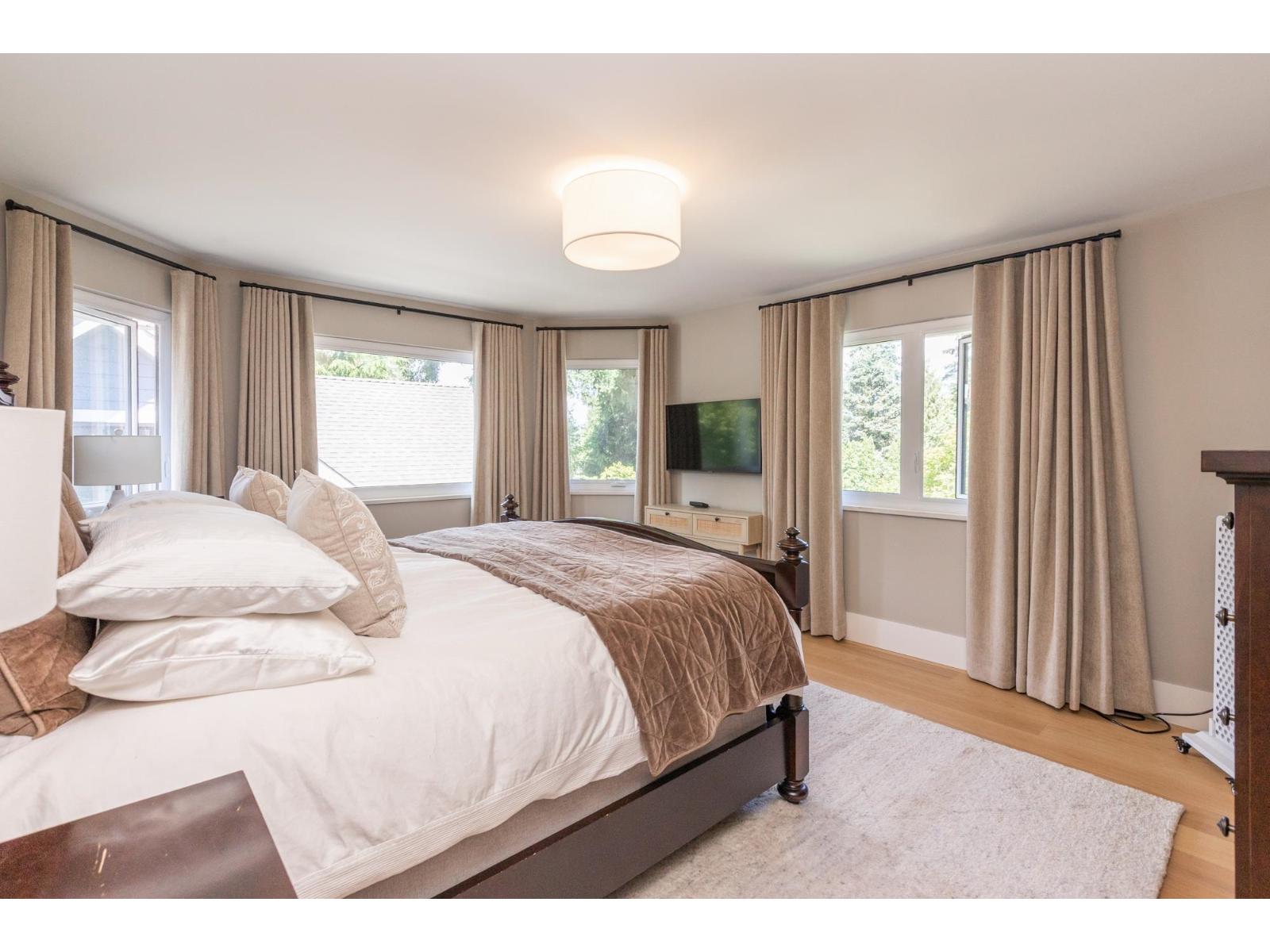 2836 COUNTRY WOODS DRIVE, Surrey