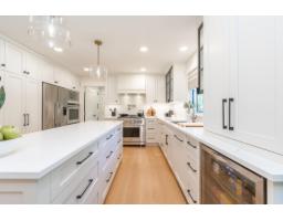 2836 Country Woods Drive, Surrey, BC V3Z0E8 Photo 16