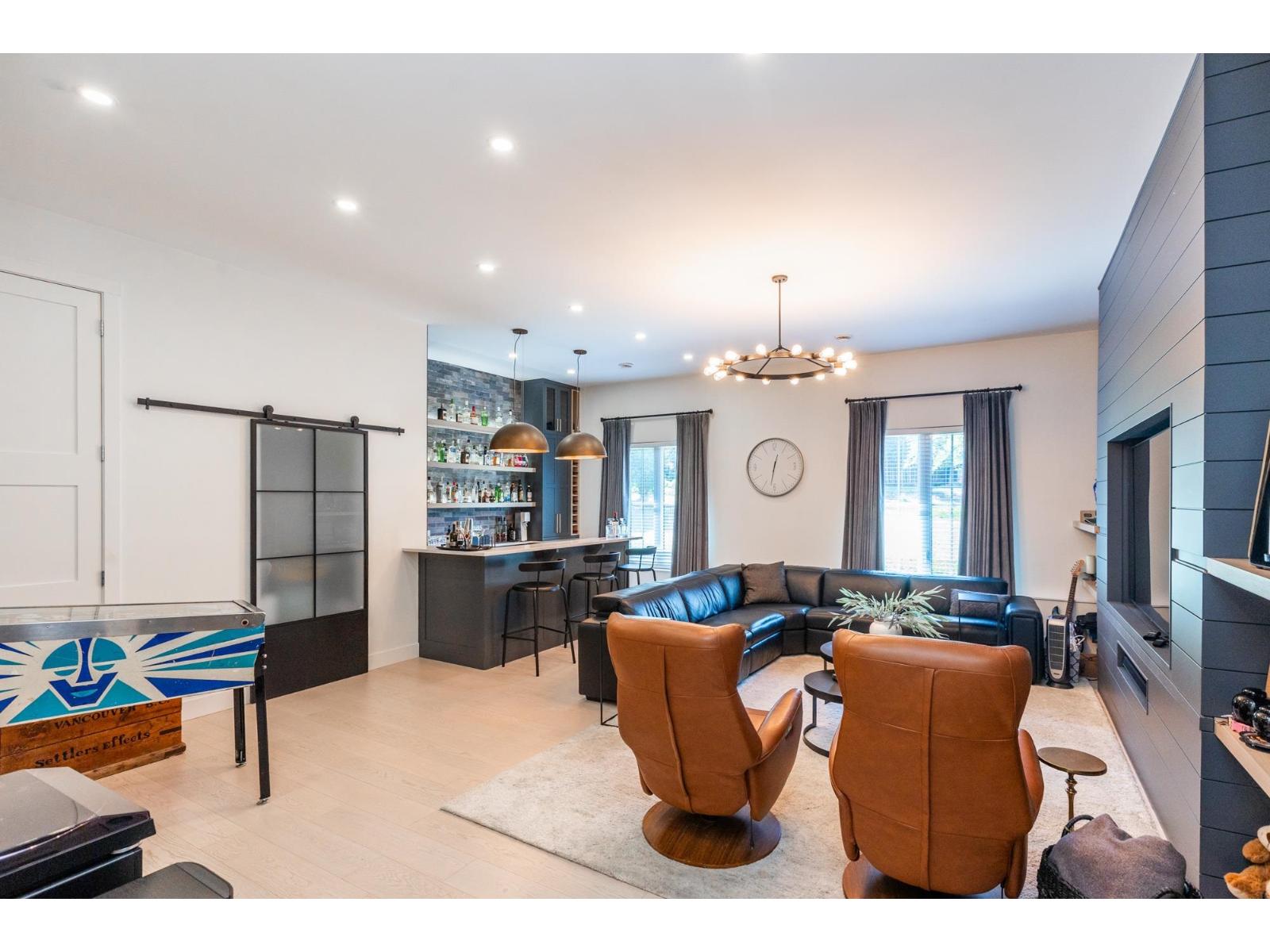 2836 COUNTRY WOODS DRIVE, Surrey