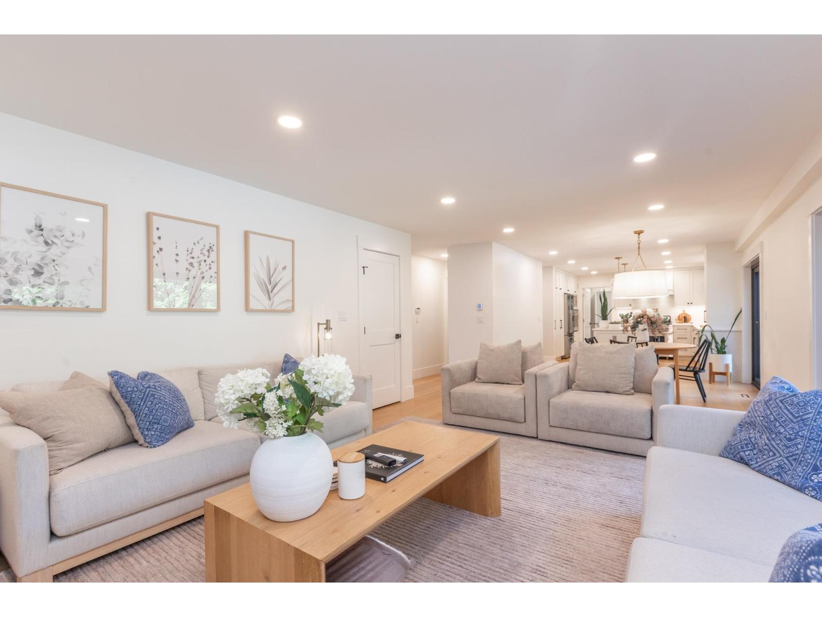 2836 COUNTRY WOODS DRIVE, Surrey