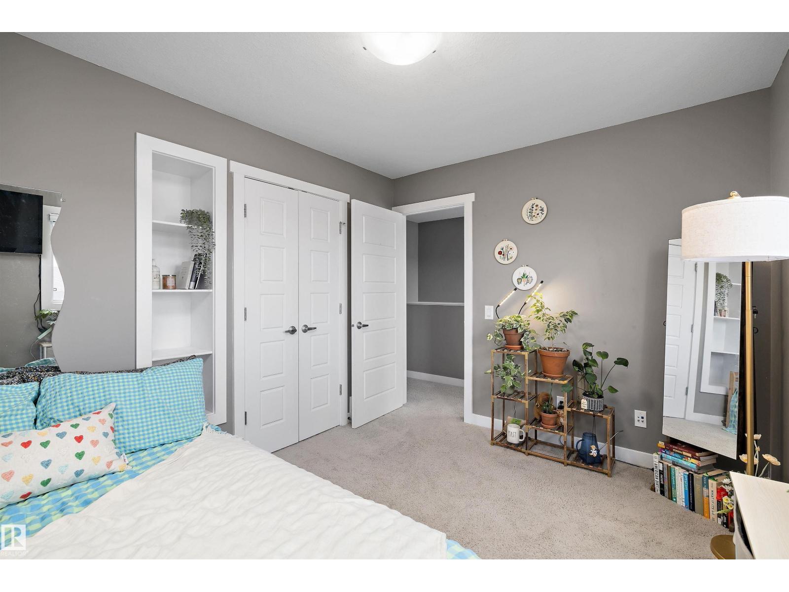 7212 23 AV SW - 36