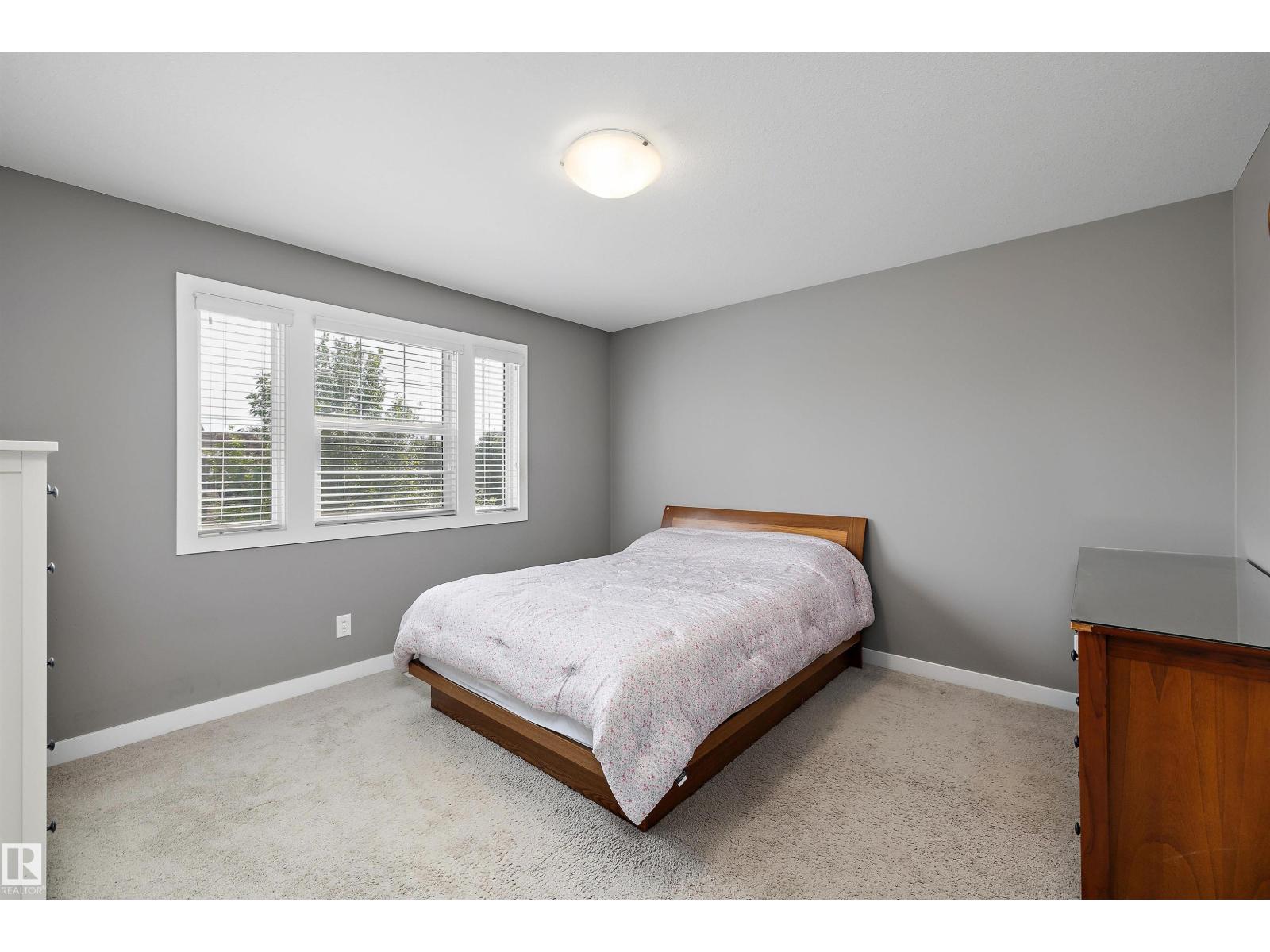 7212 23 AV SW - 42