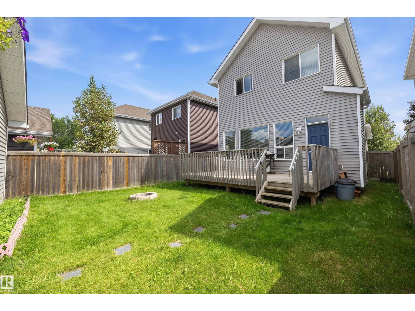 7212 23 AV SW - 51