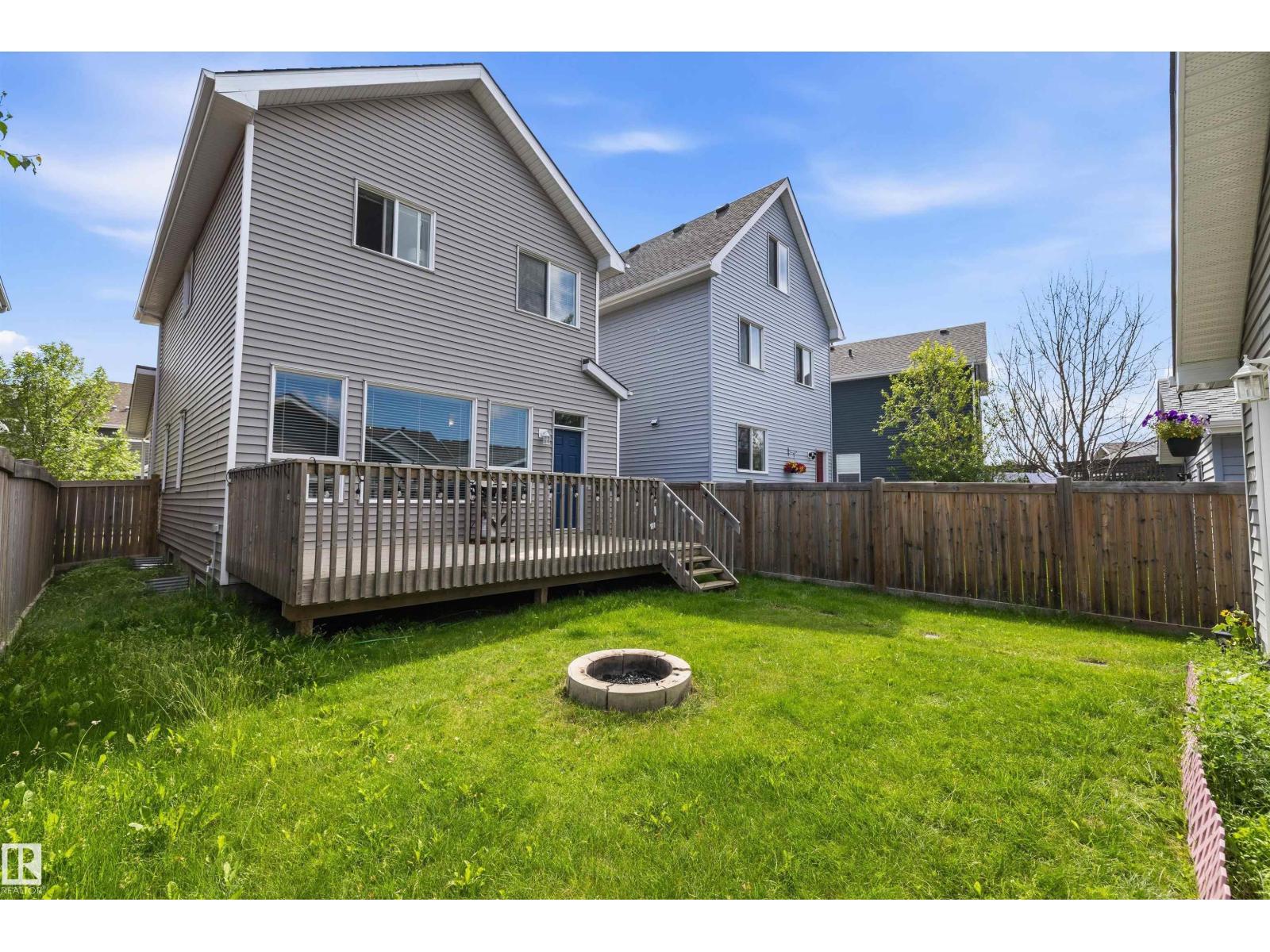 7212 23 AV SW - 52