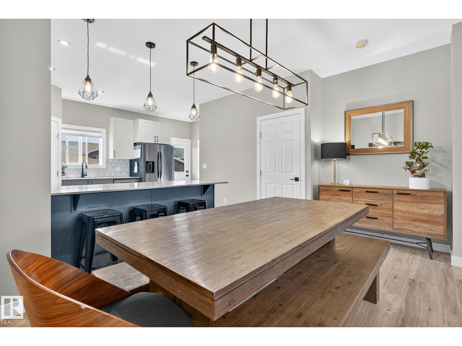 16635 30 AV SW - 10