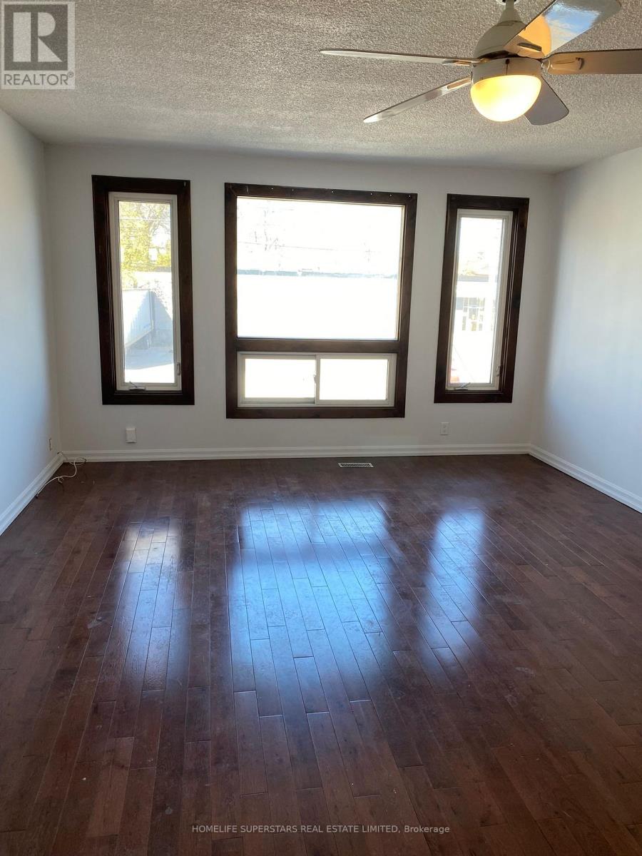 1263 WOODBINE AVENUE - 3