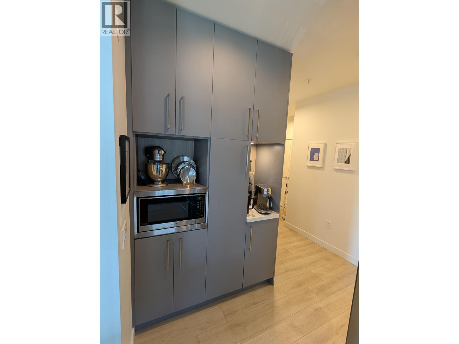 409 603 REGAN AVENUE, Coquitlam