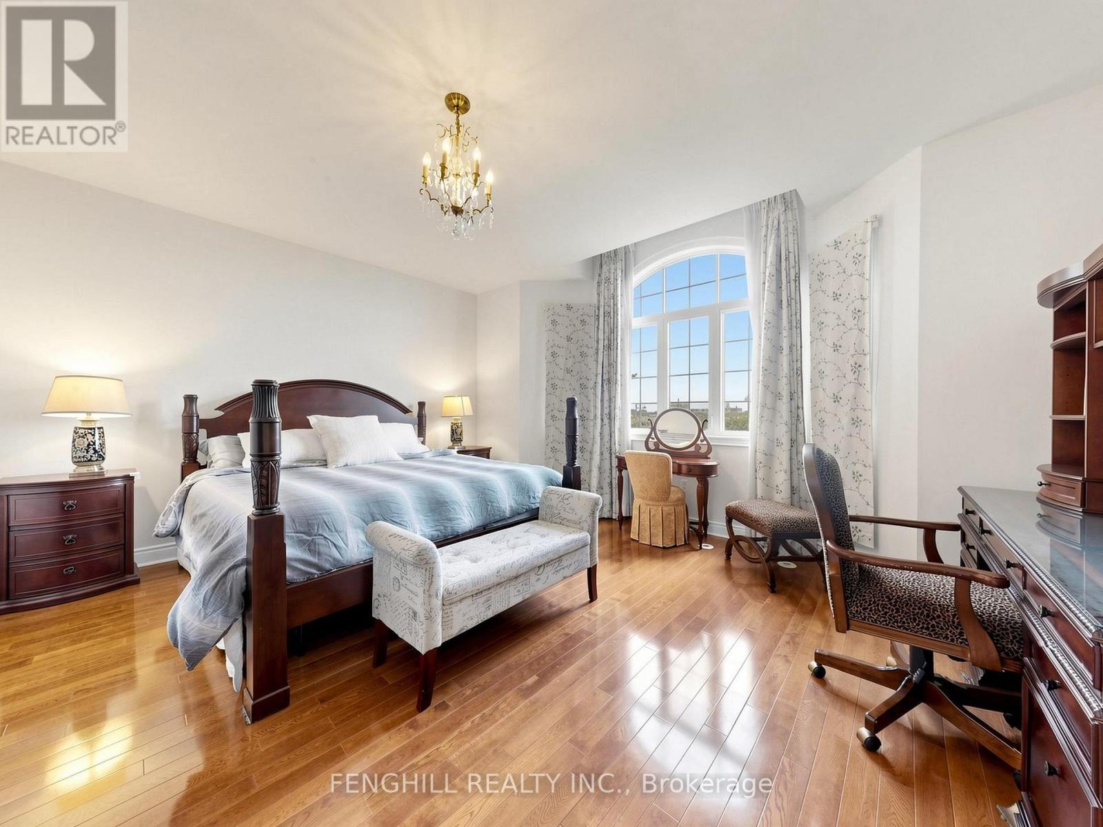 106 LEGENDS WAY - Image 12