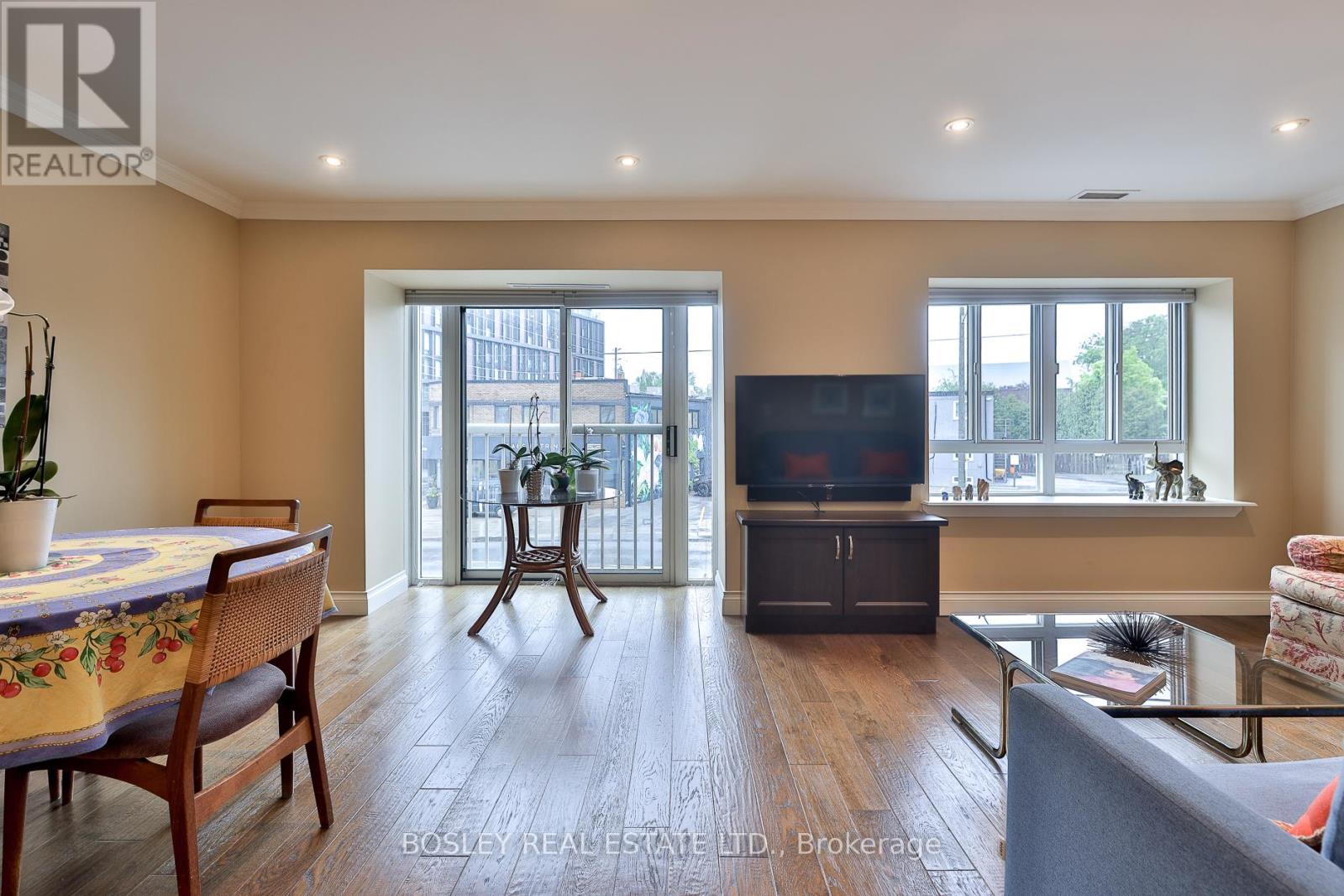 #203 1387 BAYVIEW AVENUE - 12