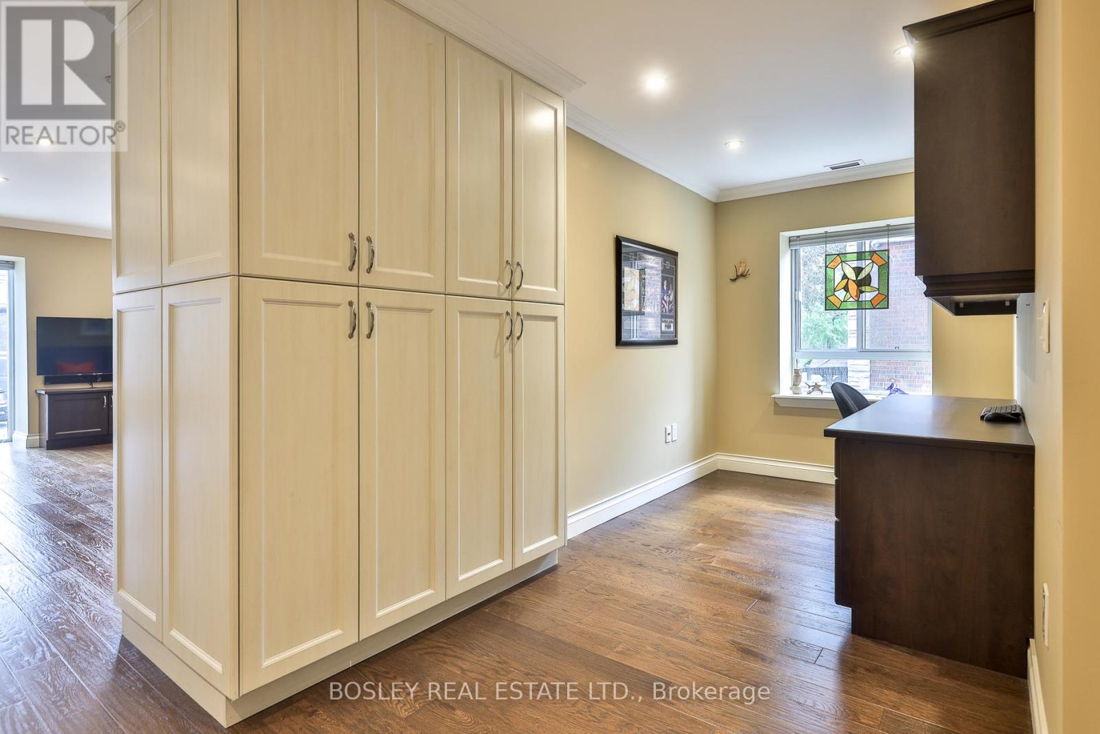 #203 1387 BAYVIEW AVENUE - 26