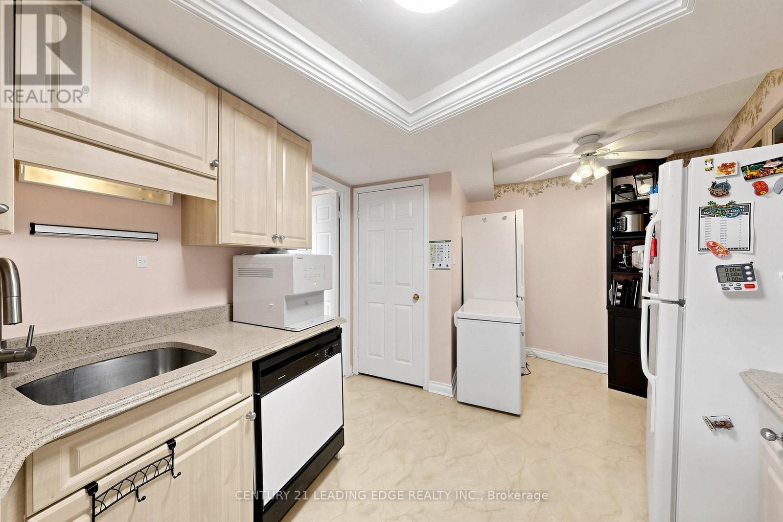 #1106 1230 MARLBOROUGH COURT W - 14