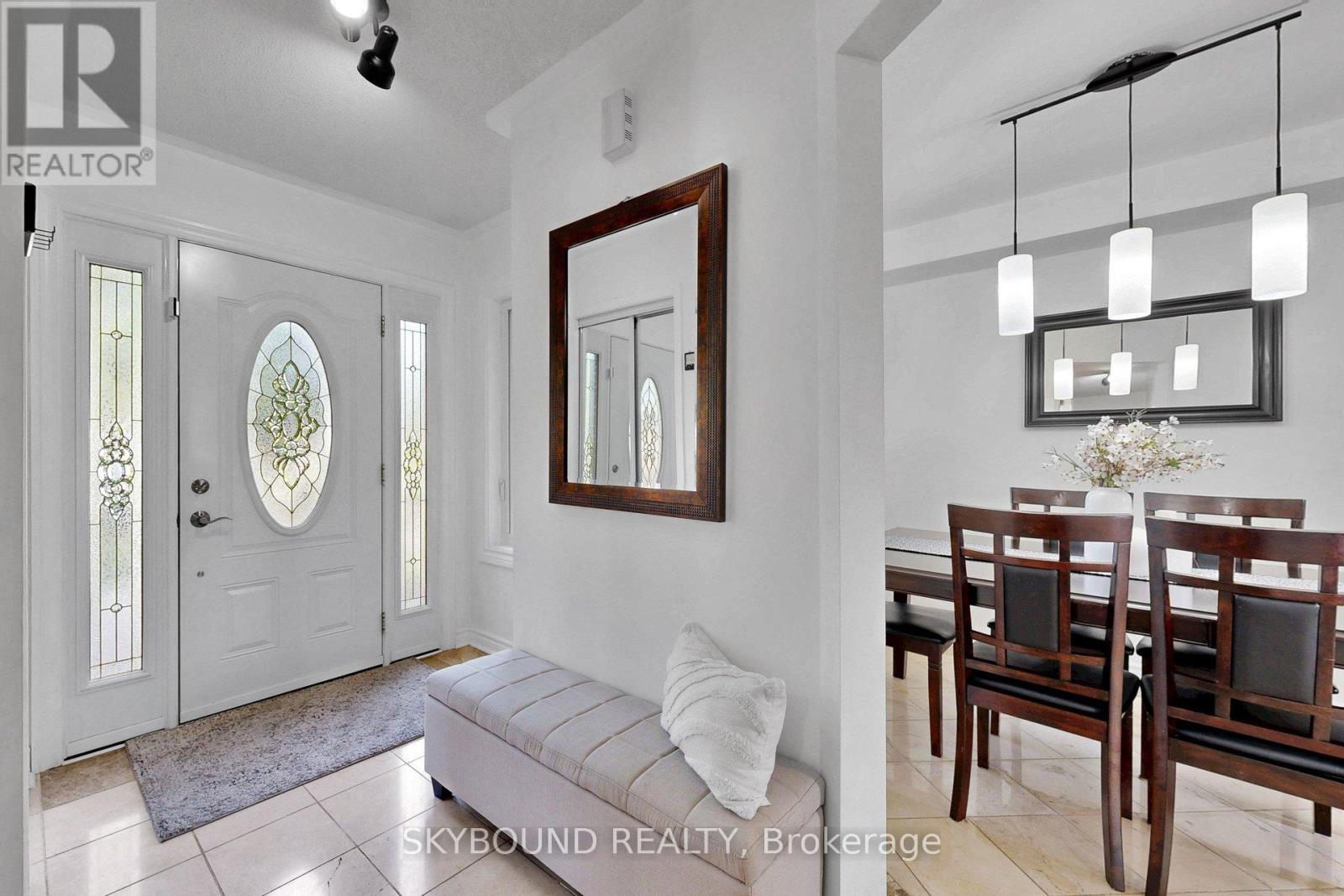 21 VIVIANS CRESCENT - 6