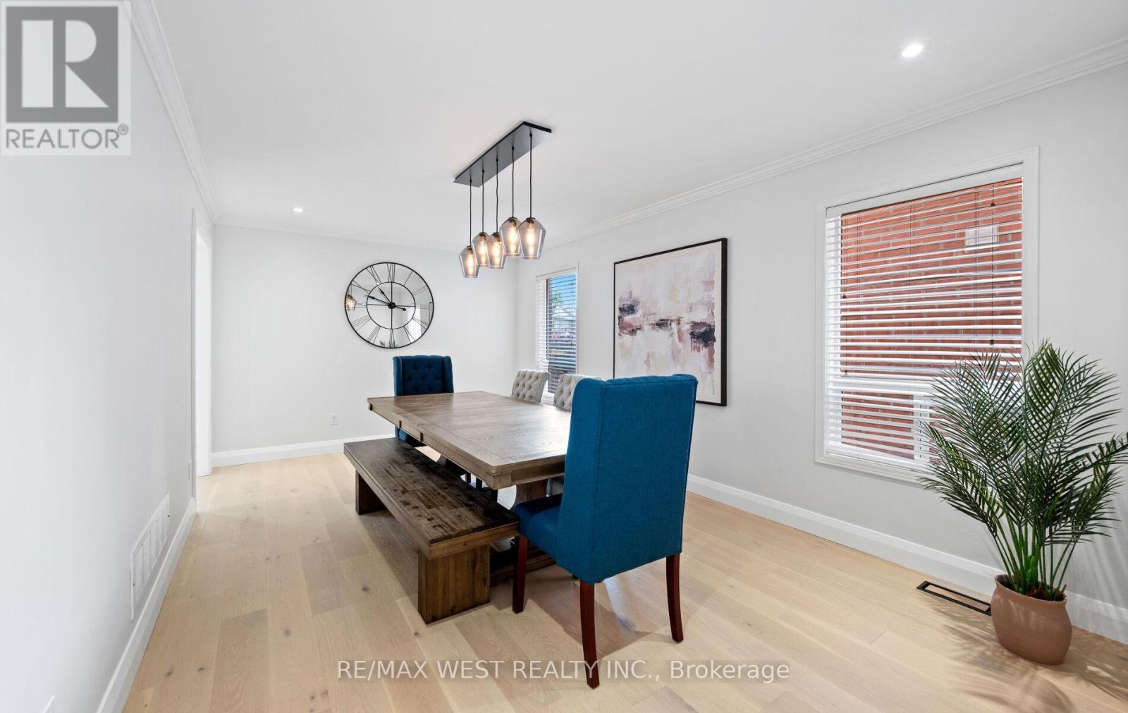 11 BEEHIVE DRIVE - Image 11