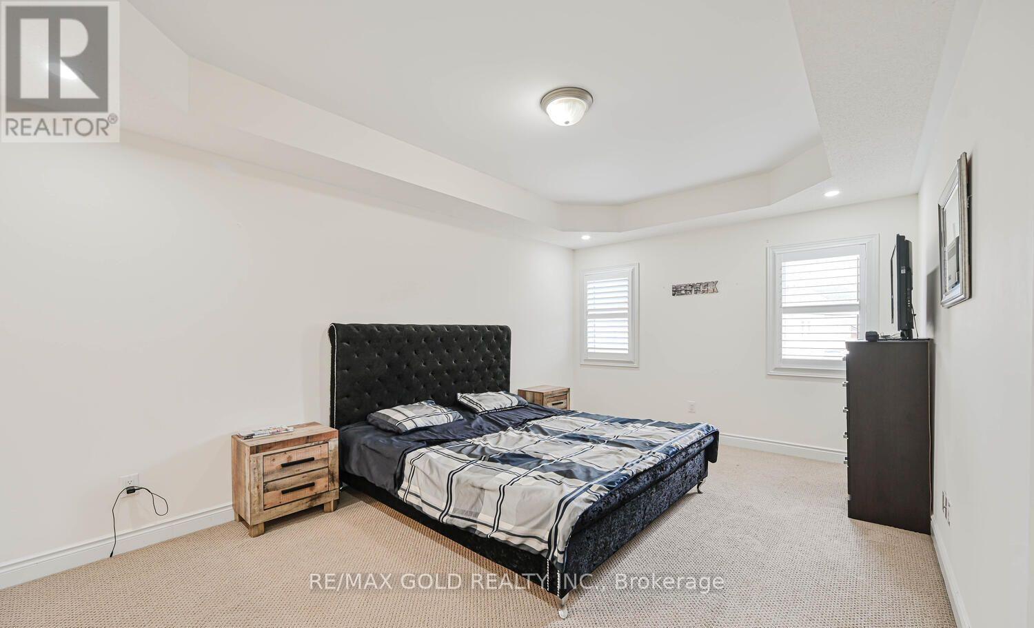 37 SCOTCHMERE CRESCENT - 23