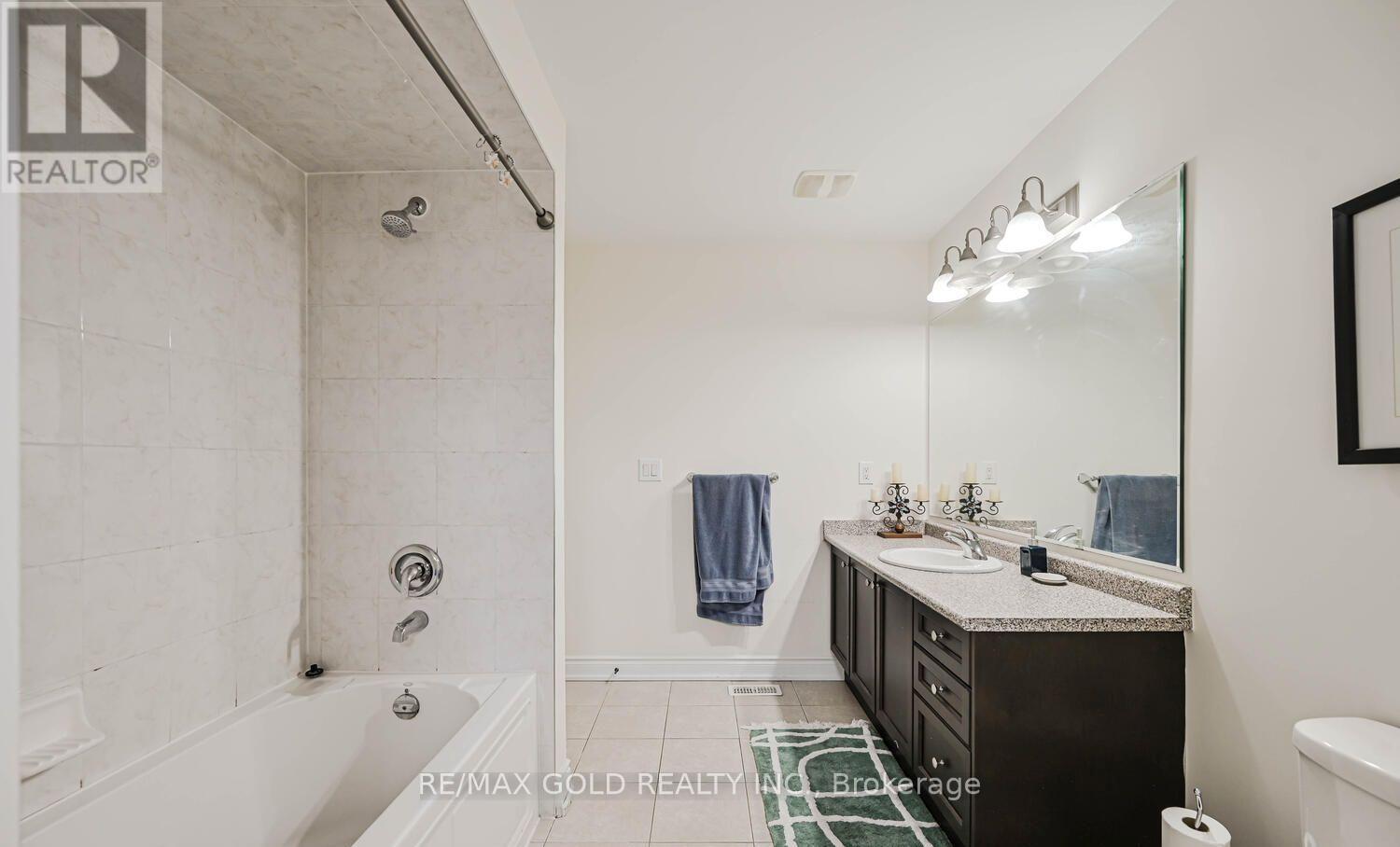 37 SCOTCHMERE CRESCENT - 27