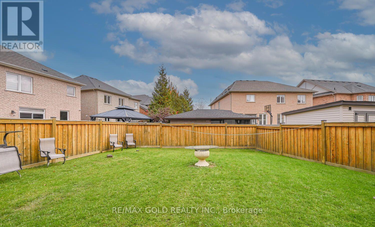 37 SCOTCHMERE CRESCENT - 39