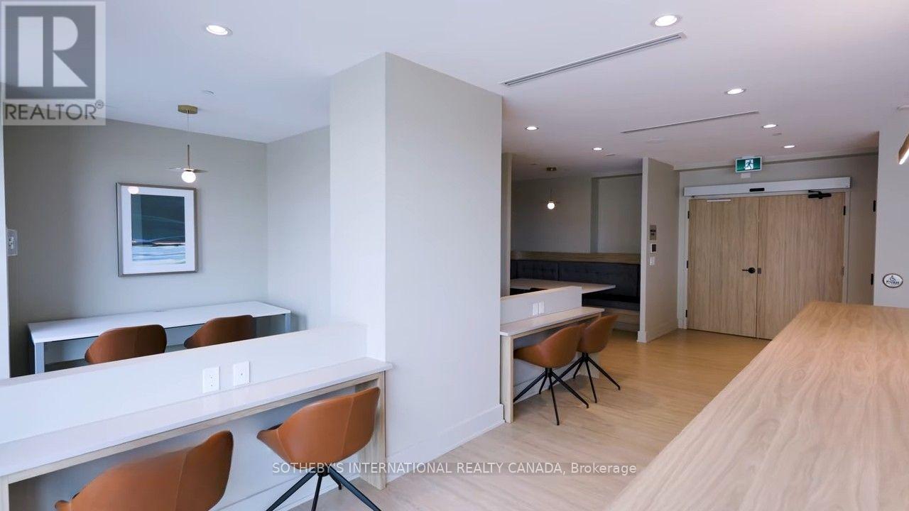 #3905 430 SQUARE ONE DRIVE - Image 29