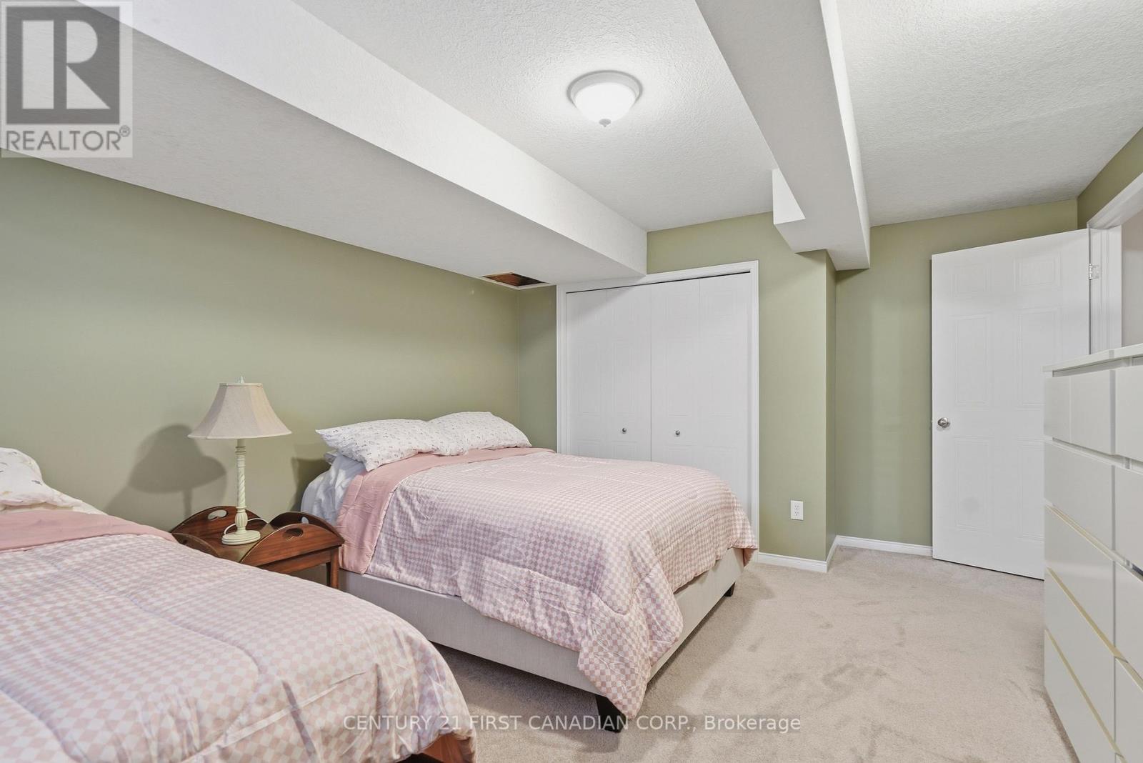 #9 1853 BLACKWATER ROAD - 23